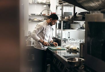 Start your Colorado restaurant journey with this entrepreneur's guide. Learn the essentials of opening, from planning to execution, ensuring a successful launch.