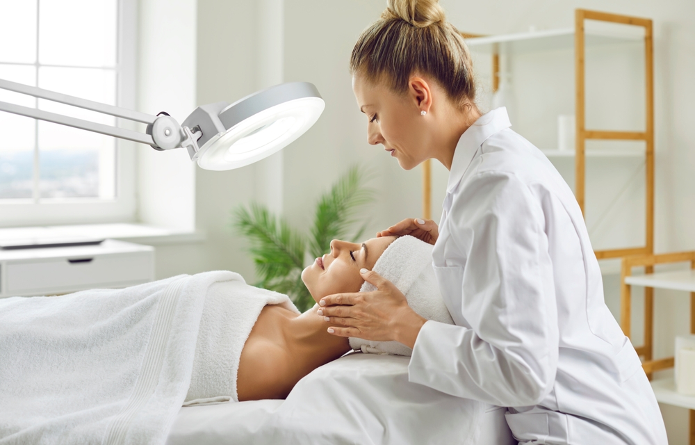 Learn how to start a successful cosmetology business in Colorado. Explore licensing requirements, insurance costs, and startup expenses in this helpful guide.